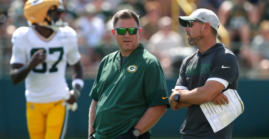 Tuesday Cheese Curds: Packers start making cuts