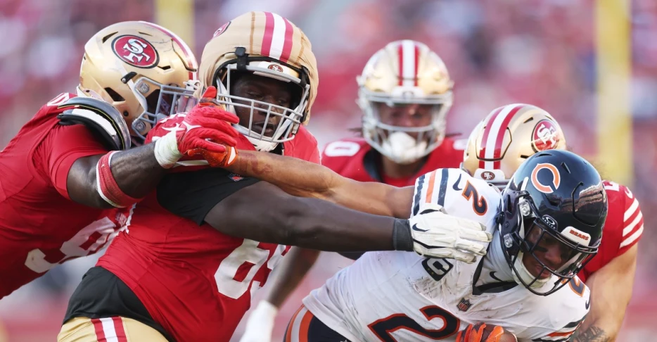 49ers offically announce 13 players to the practice squad; waive Evan Anderson