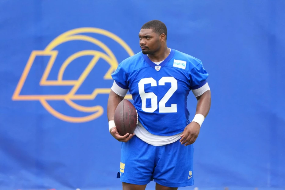 Eagles Claimed OL Willie Lampkin Off Waivers From Rams