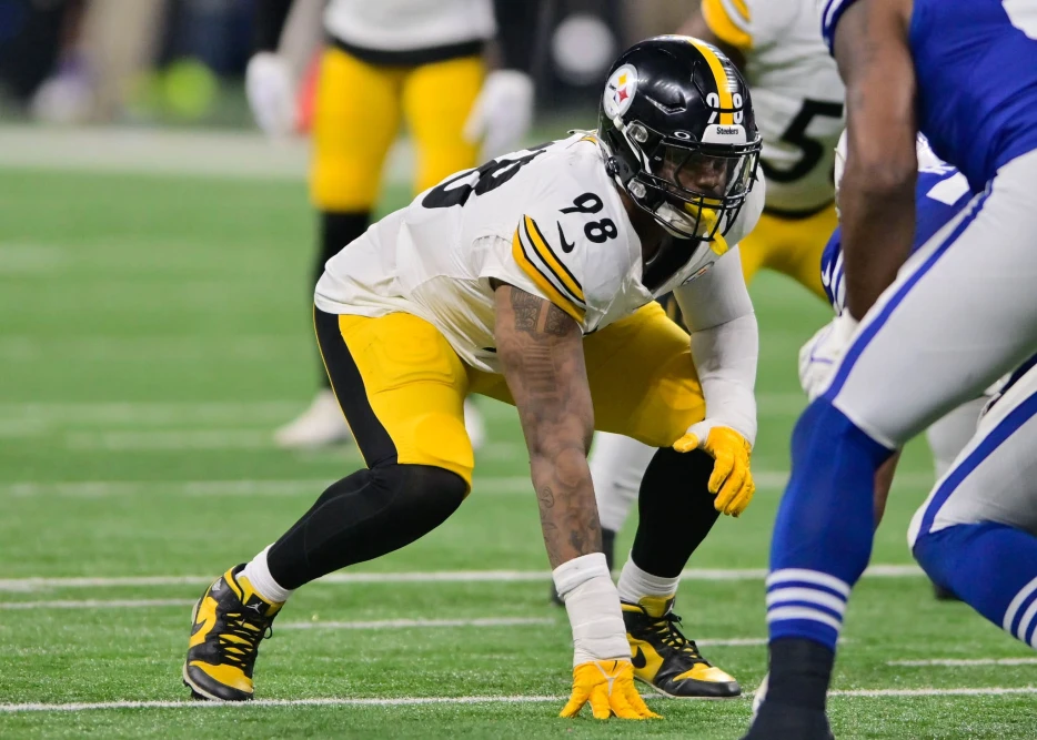 Steelers Re-Sign Just-Released former Draft Pick