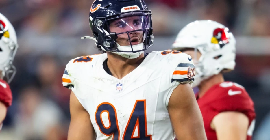 Bears place Austin Booker on IR, sign two to 53-man roster