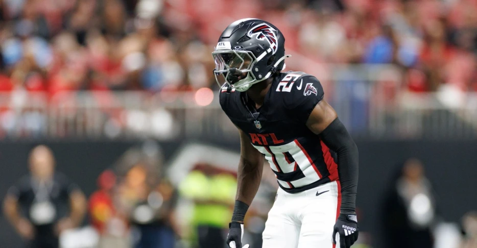 Falcons Sign S Jordan Fuller, Place OLB Bralen Trice On IR