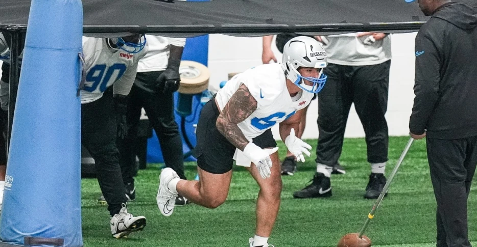 GM Brad Holmes says Ahmed Hassanein will remain a Detroit Lion