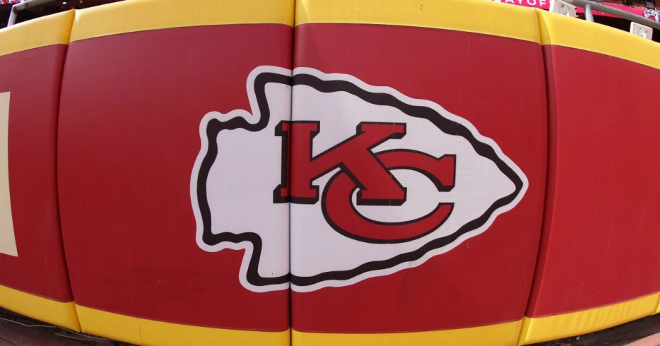 Listen as John Dixon and Stephen Serda discuss a big week of Chiefs news