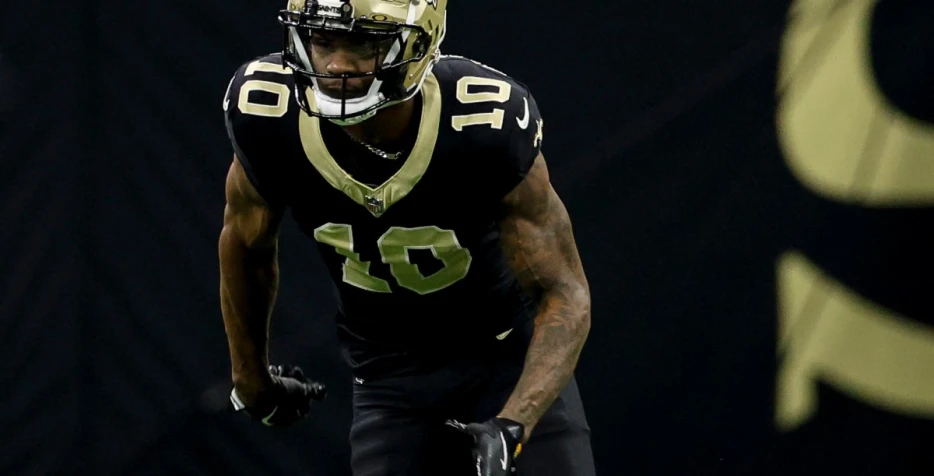 Marquez Valdes-Scantling is signing with the practice squad, not the active roster