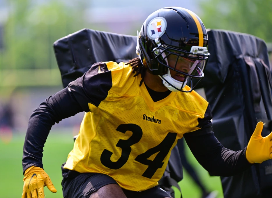 Steelers Put Blazing-Fast CB on IR