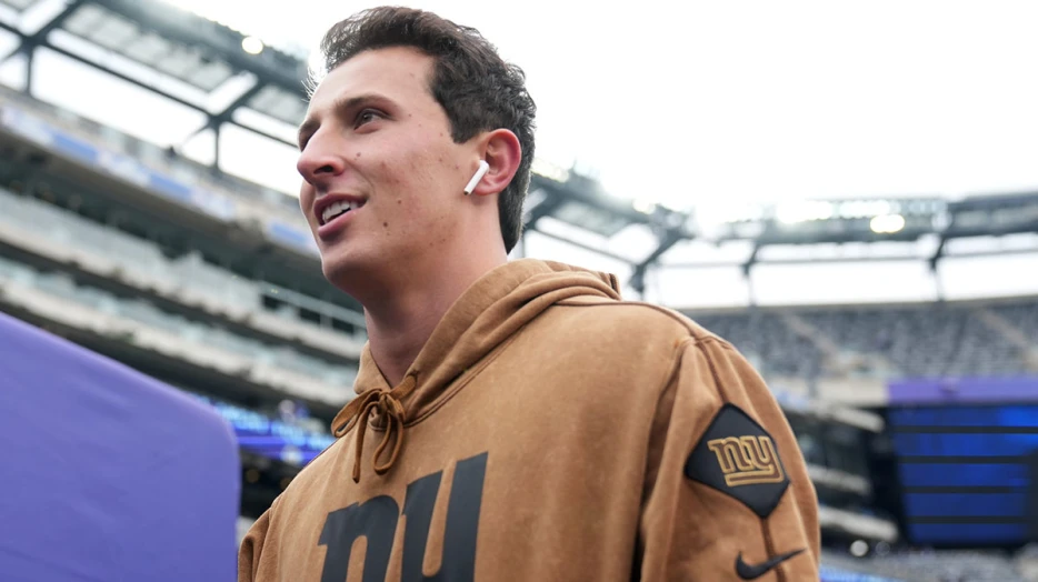 Patriots’ Tommy DeVito, agent on hunt for ‘good cutlets’ in Boston