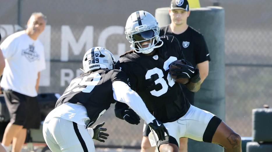 Raiders lose Lonnie Johnson to broken fibula