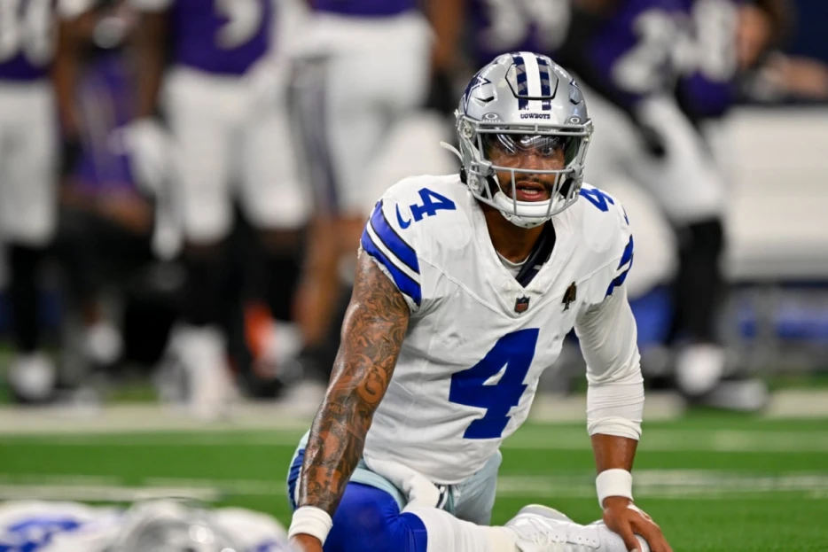 Dallas Cowboys Could Get ‘Very Aggressive’ Targeting Dak Prescott’s Replacement