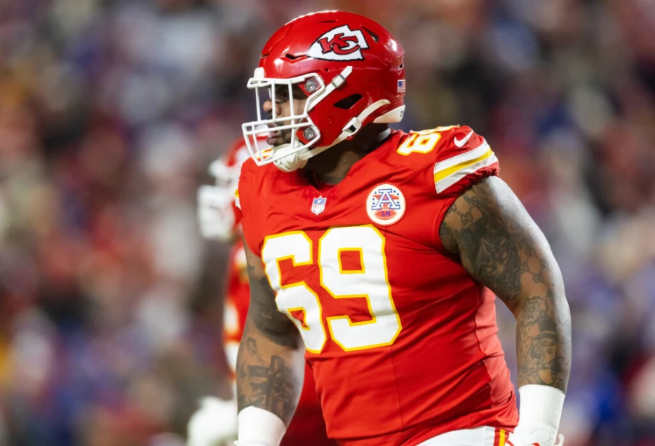 Bengals Sign DT Mike Pennel