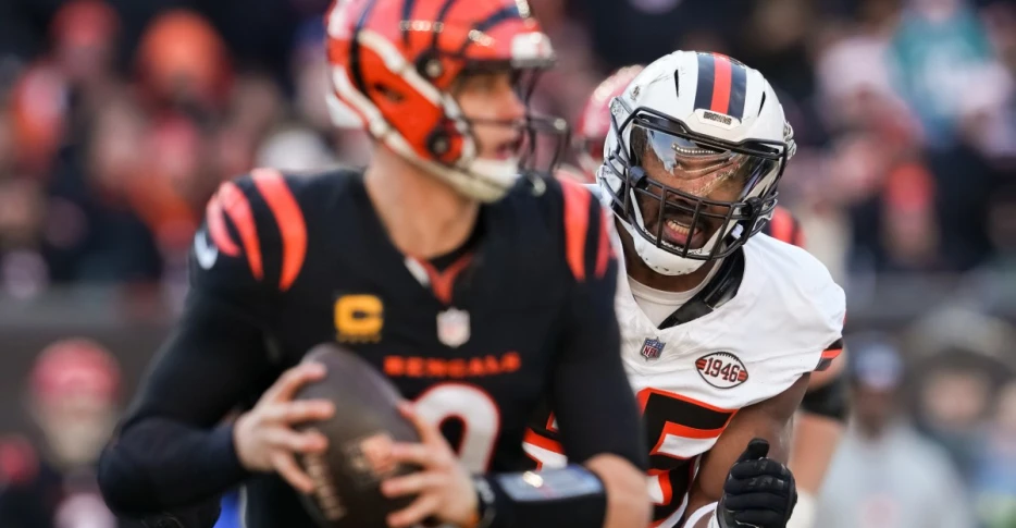 Daily Dawg Chow 9/01: Browns news, Opening week, Battle of Ohio, more