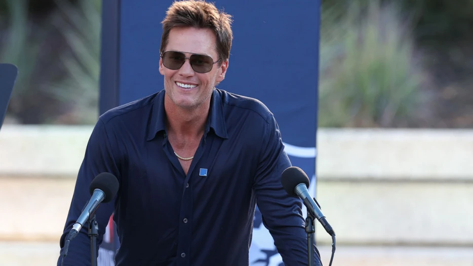 Tom Brady opens up on when he realized his Patriots days were over