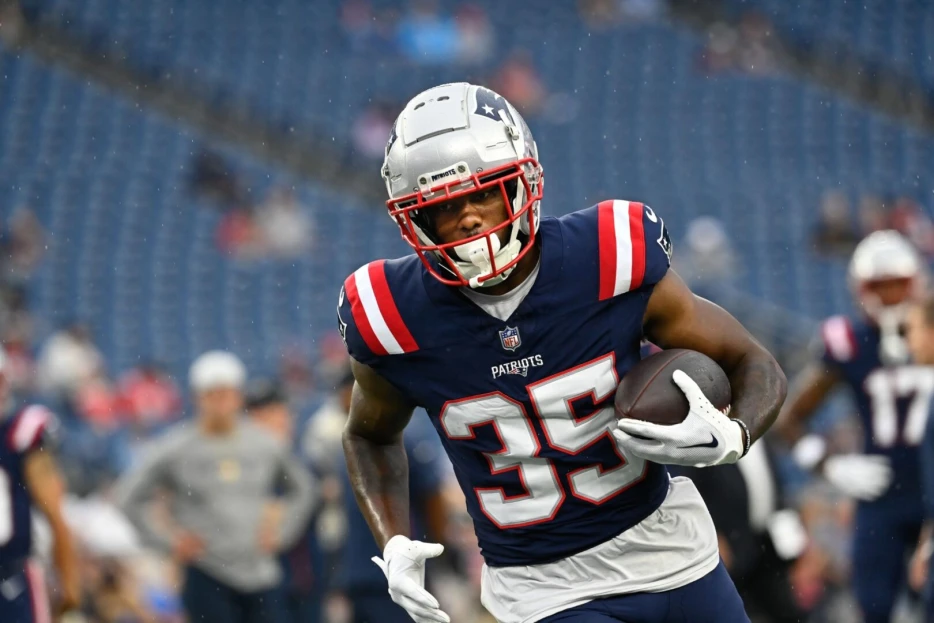 Browns Cut RB Pierre Strong From IR