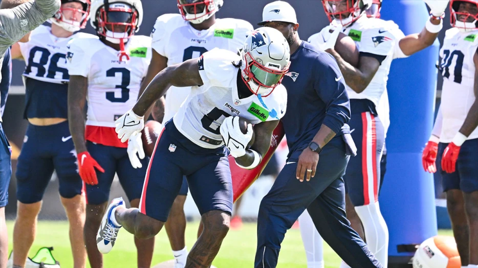 Patriots’ Stefon Diggs gets big Week 1 update from Mike Vrabel