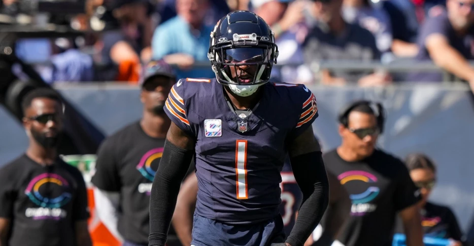 Chicago Bears restructure Jaylon Johnson’s contract
