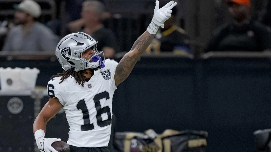 Raiders’ Jakobi Meyers drops blunt reaction to failed trade request