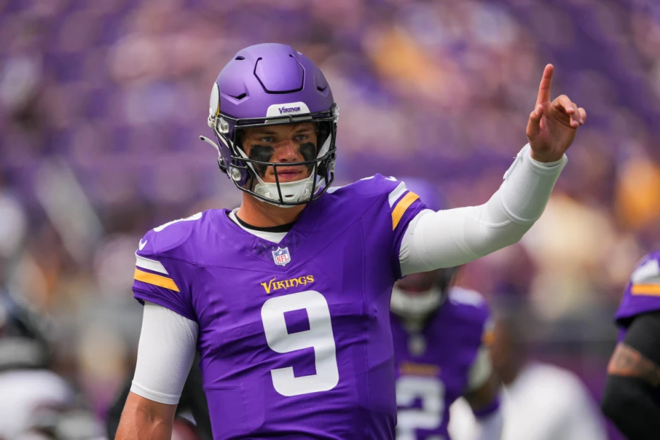 Worst NFL Starter on All 32 Teams in 2025