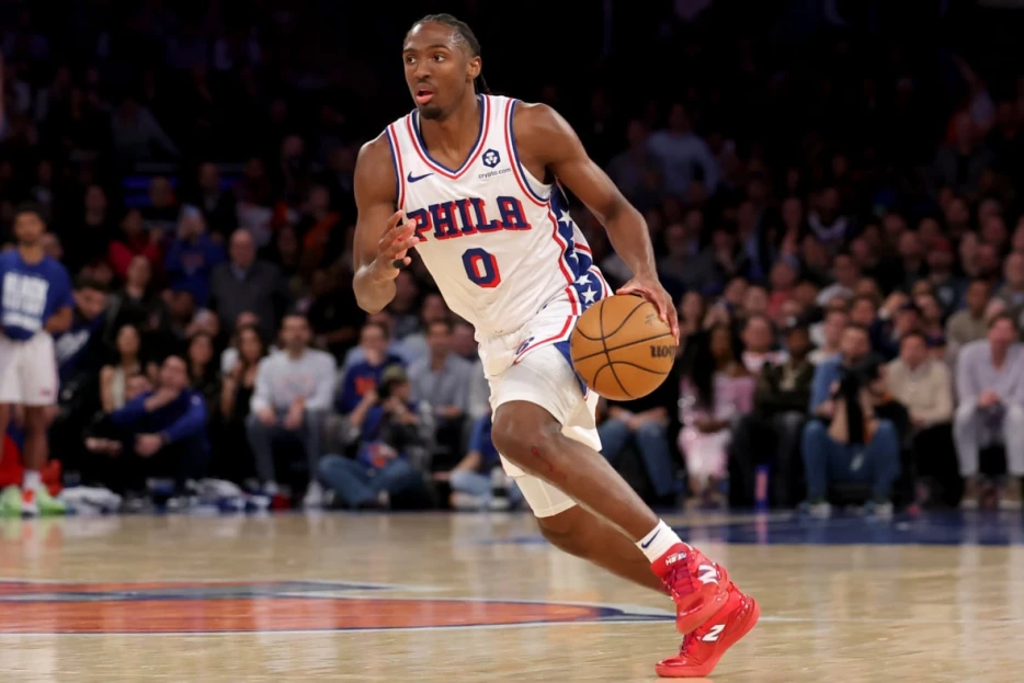 76ers’ Tyrese Maxey Getting Cooked by Eagles Fans Over ‘Go Cowboys’ Post