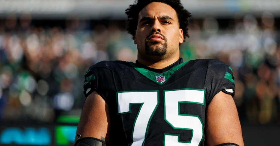 Jets confirm Alijah Vera-Tucker will miss 2025 season with torn triceps
