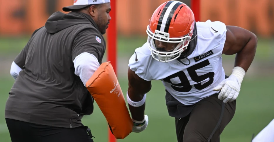 Myles Garrett misses practice with new injury