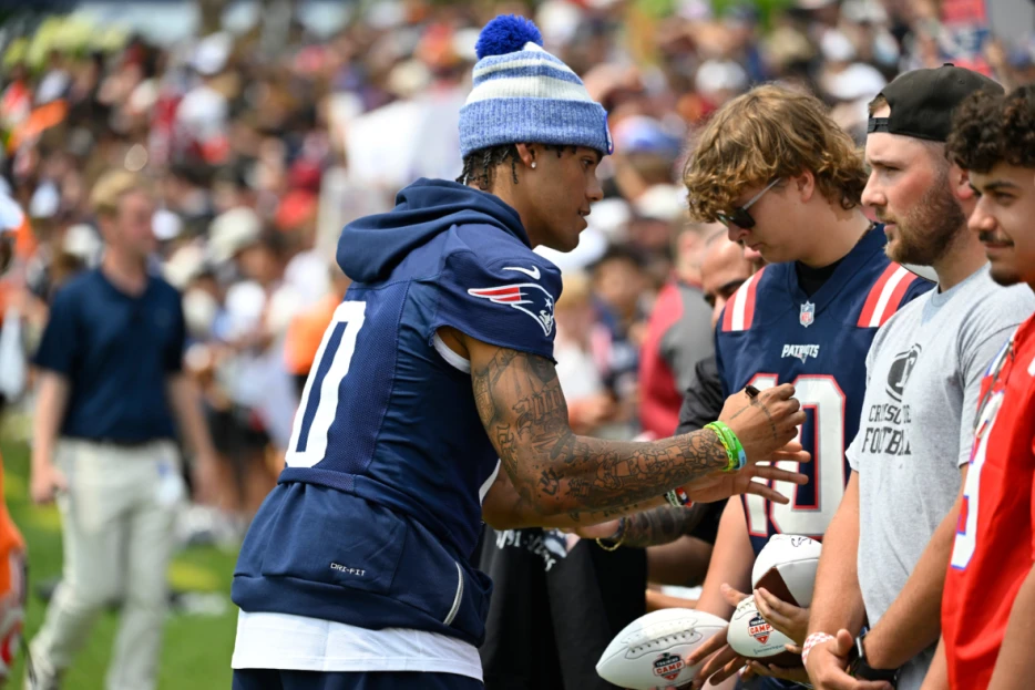 Patriots Star Appears Likely To Miss Opener Against Raiders