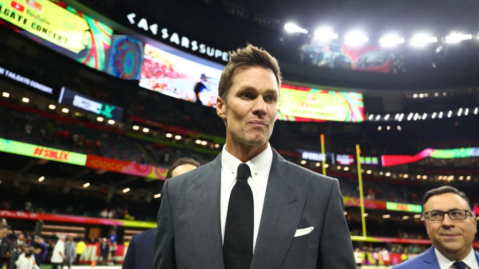 Reason Patriots Legend Tom Brady Didn’t Play For Raiders Revealed By Mark Davis