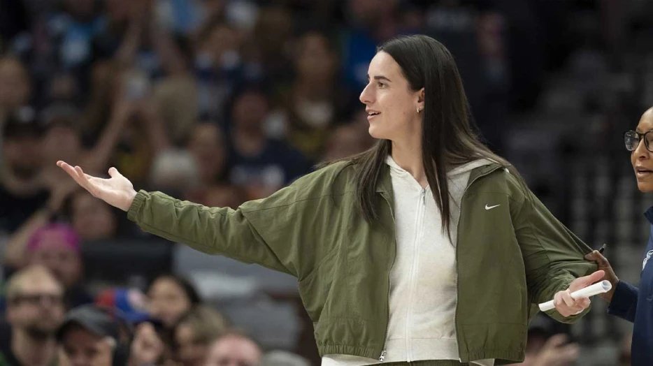 Caitlin Clark shouts out Indiana, Chiefs after season-ending injury announcement