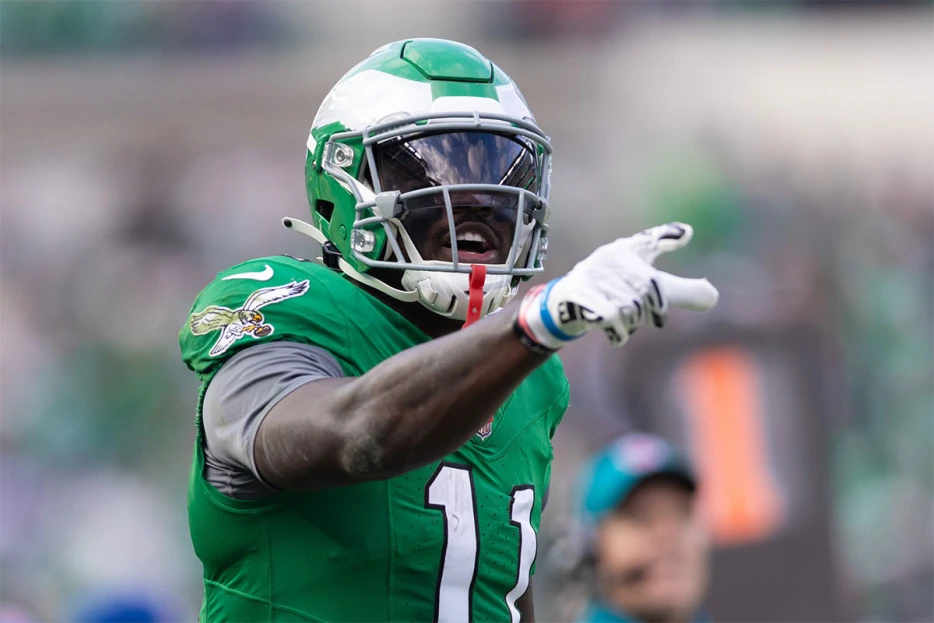 Eagles’ AJ Brown’s lack of Week 1 targets prompts LeSean McCoy plea