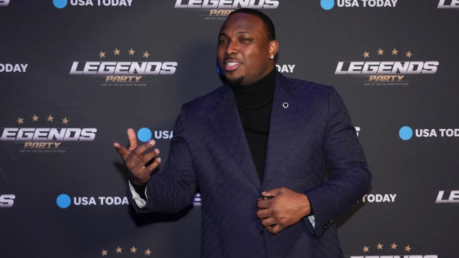 Eagles’ LeSean McCoy weighs in on Jalen Carter-Dak Prescott drama with veiled shot