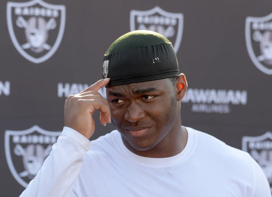 Raiders Daily: Amari Cooper’s Short Unfinished Business Trip, Prepping for Ground Game