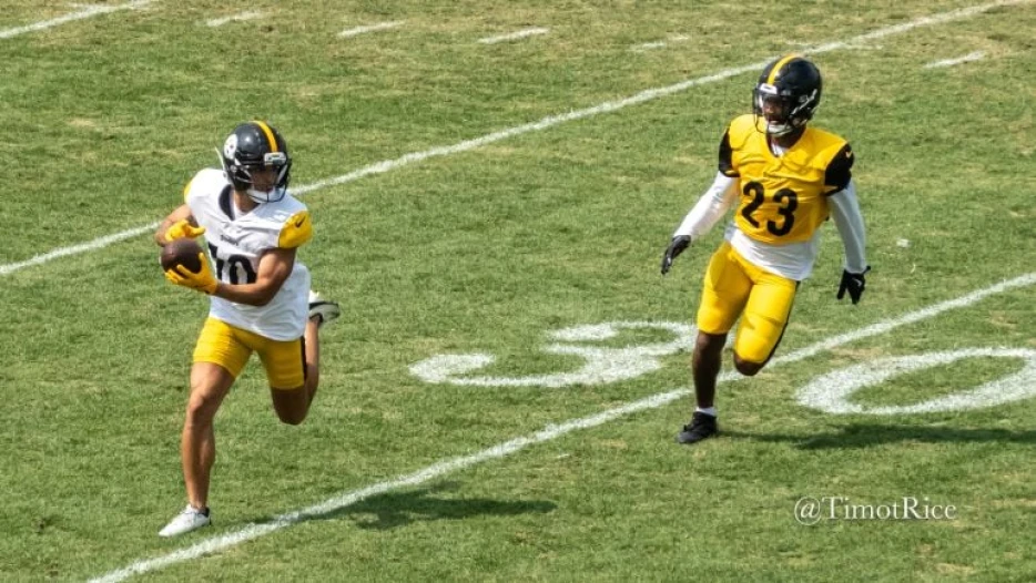 Roman Wilson The Biggest Beneficiary Of Aaron Rodgers’ Exacting Standards, Beat Writer Says