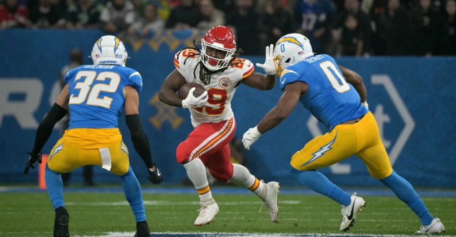 Final Score: Chargers beat Chiefs 27-21 in Week 1