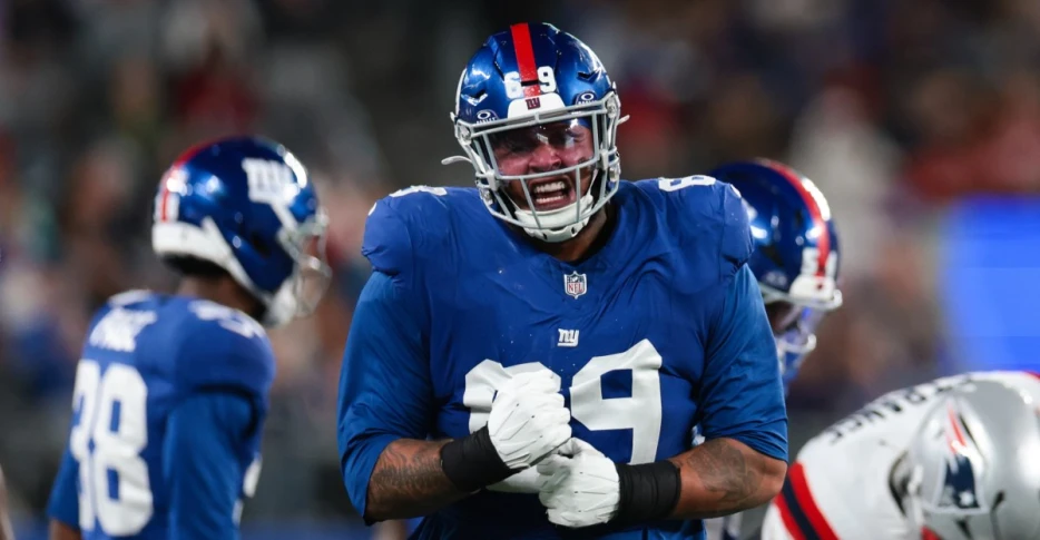 Patriots promote defensive tackle Cory Durden to 53-man roster amid series of Week 1 moves