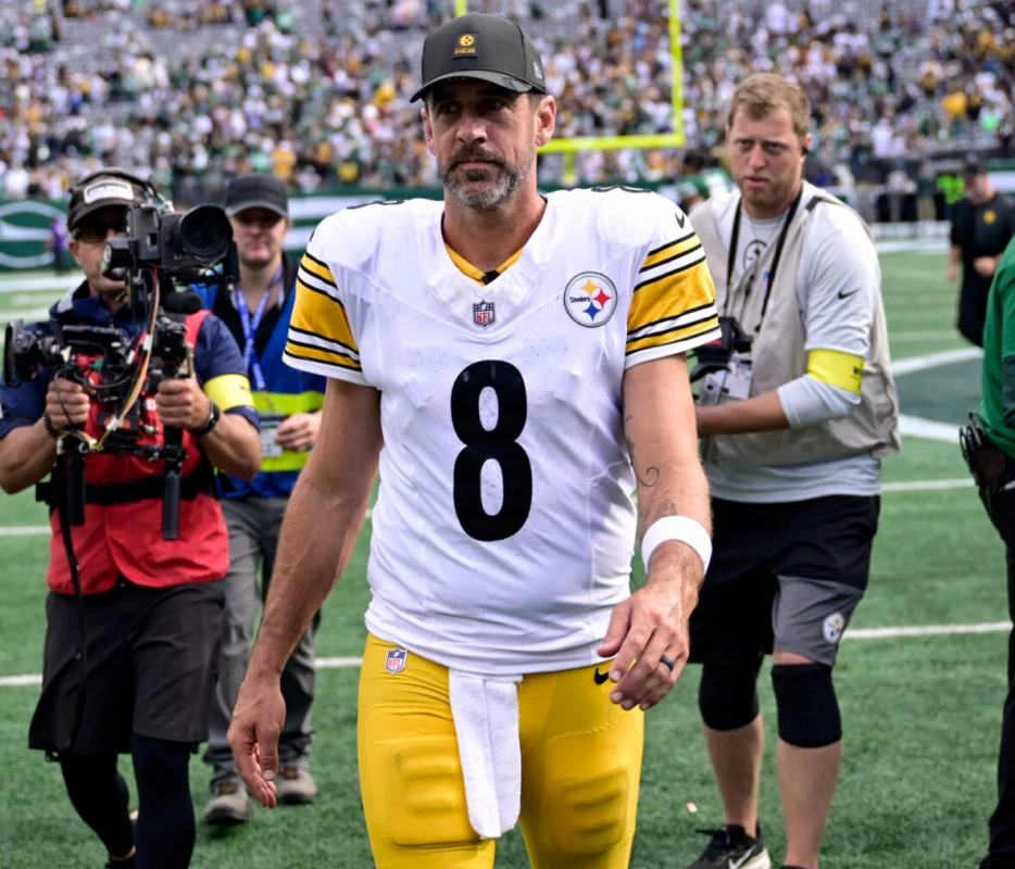 Aaron Rodgers ‘Happy To Beat Everybody Associated With The Jets’