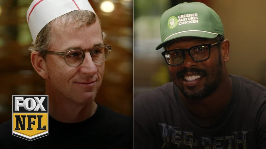 Commanders DE Von Miller talks playing 15 years, raising chickens &amp; more with Cooper Manning