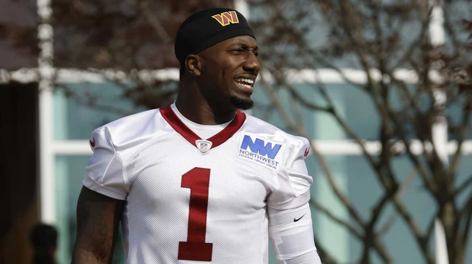 Commanders’ Deebo Samuel Sr. looks like vintage self with electric TD run vs. Giants