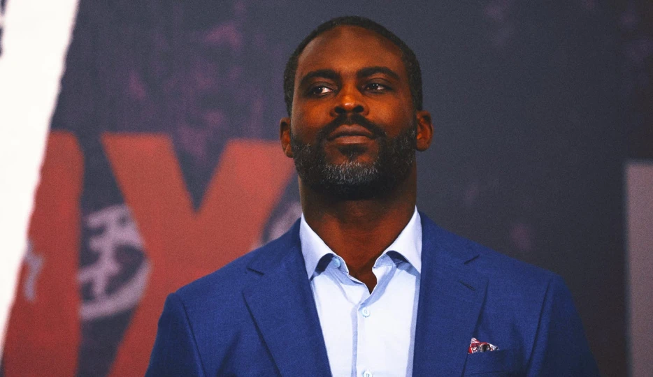 Former NFL Star Michael Vick Gets First Head Coaching Win With Norfolk State