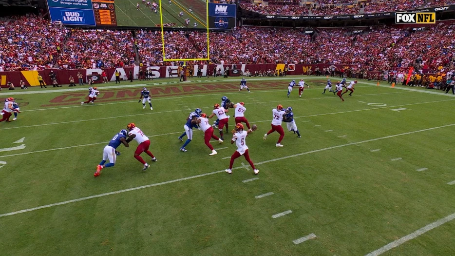 Jayden Daniels finds Zach Ertz for seven-yard TD, giving Commanders early lead over Giants | NFL Highlights