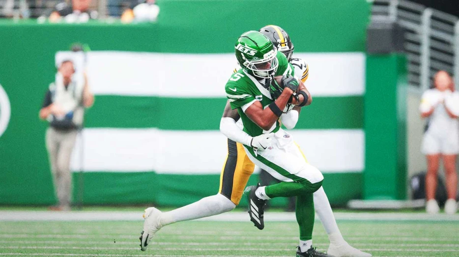 Steelers’ Joey Porter Jr. Suffers Injury Against NY Jets