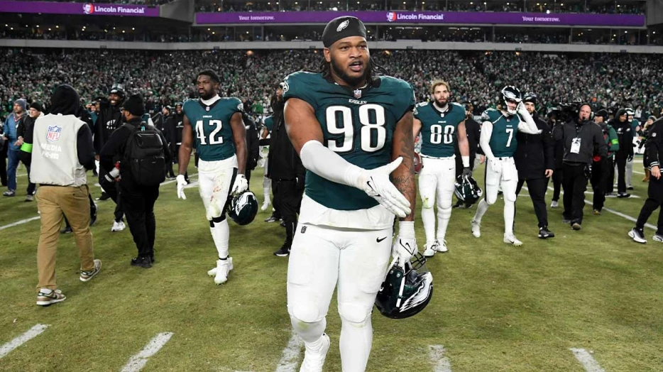 Tom Brady makes Jalen Carter joke after Jayden Daniels-Abdul Carter interaction