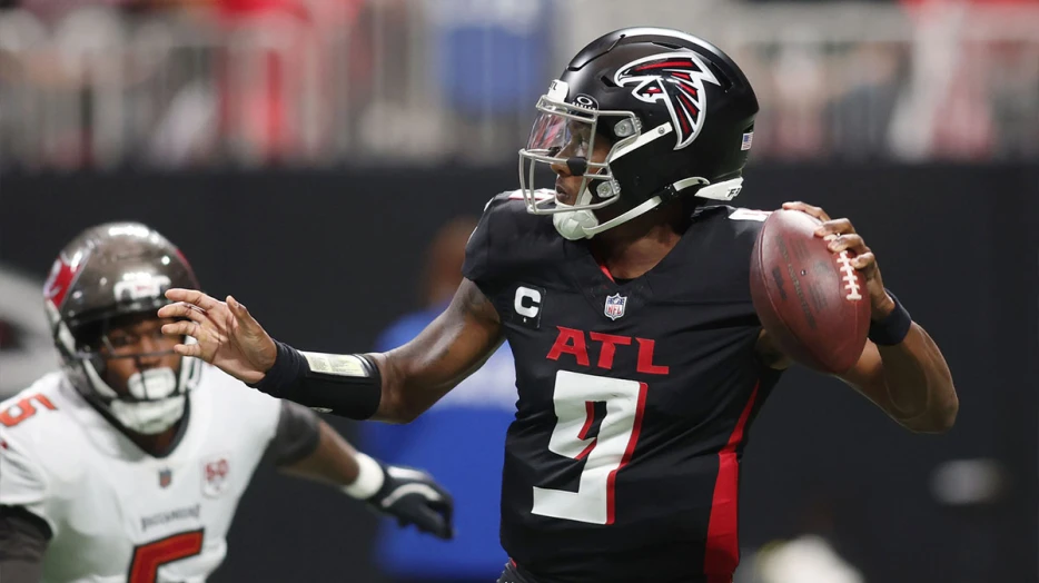 Falcons QB Michael Penix Jr. gets strong endorsement from Baker Mayfield: ‘He’s got it’