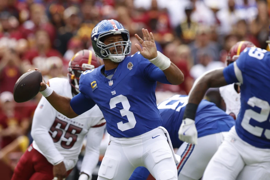NFC Notes: Jerry Jones, George Pickens, Russell Wilson, Cowboys, Giants