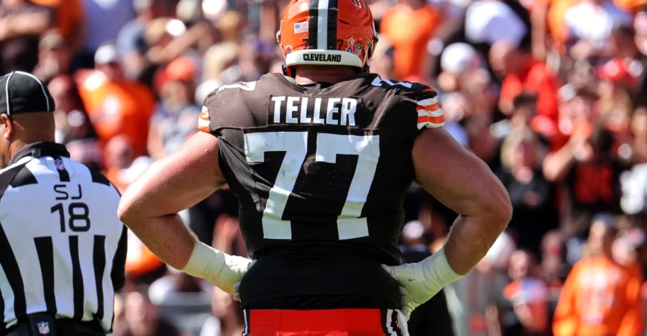 The Browns’ interior OL collapse leaves fans frustrated in week 1 loss