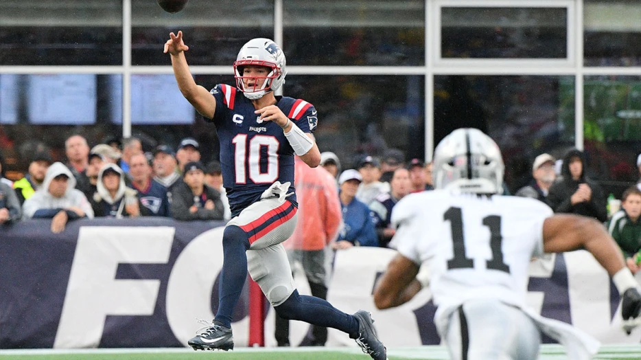 What Patriots’ Mike Vrabel is ‘making sure’ not to do with Drake Maye after Week 1 loss