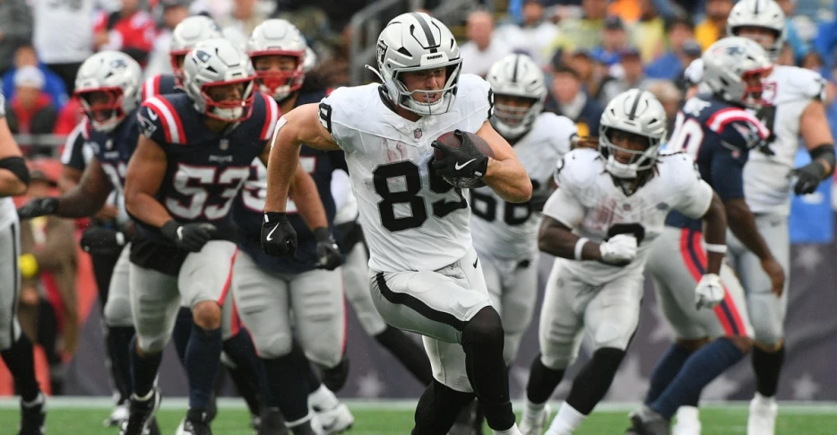 ‘X-plays’ put Patriots on fast track to defeat in season opener versus Raiders