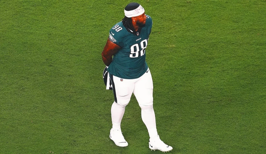 Eagles DT Jalen Carter Receives Retroactive Suspension for Dak Prescott Spit