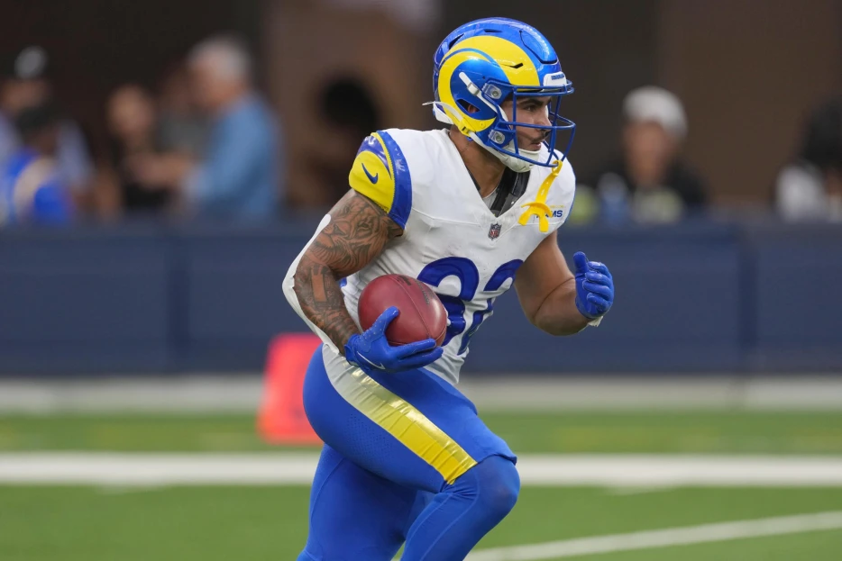 Jaguars Sign RB Cody Schrader Off Rams Practice Squad
