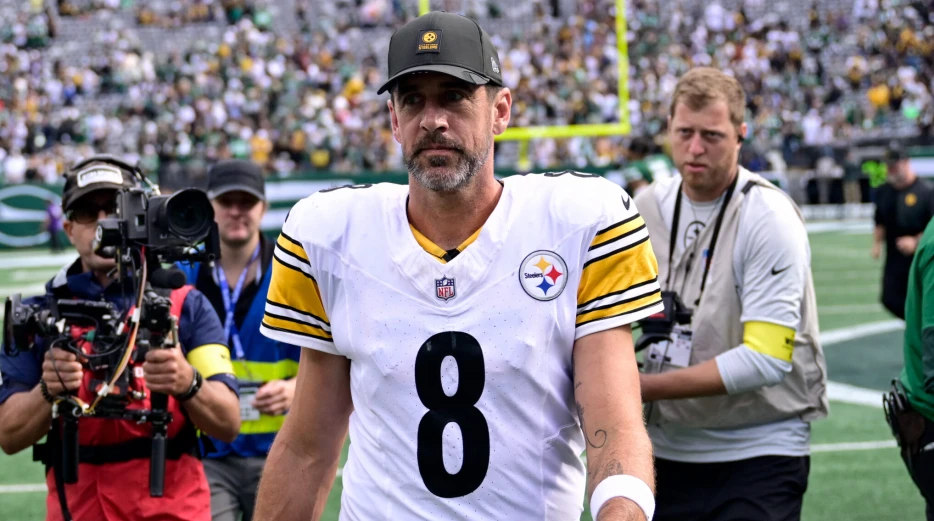 Steelers Legend Changes Stance on Aaron Rodgers Signing: ‘Looks Like It Was a Good Move for Pittsburgh’