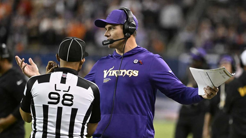 Vikings’ Kevin O’Connell calls out himself, team with ‘way less epic’ mic drop