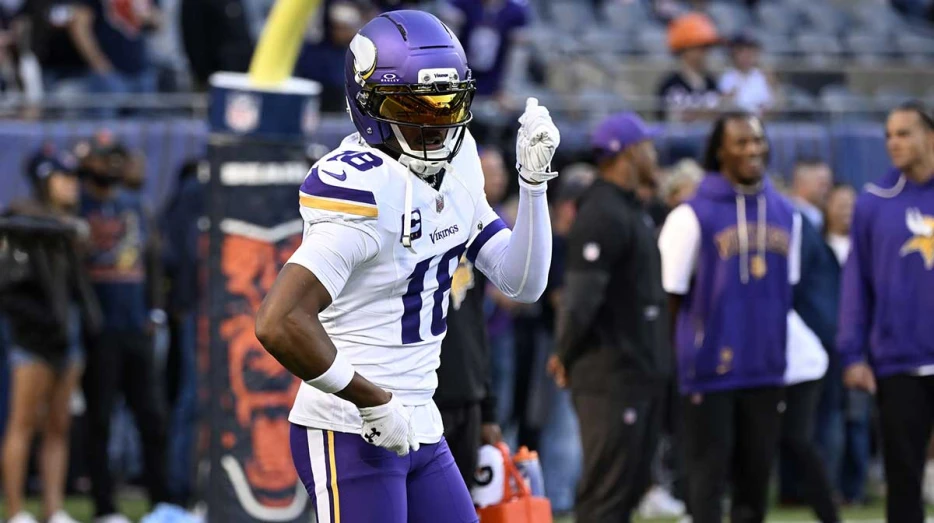 ESPN broadcaster compares ESPN to ‘Baseball Karen’ after taking back Vikings’ Justin Jefferson gift from kid